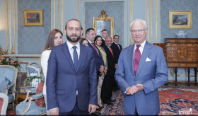 Ararat Mirzoyan Meets with King of Sweden